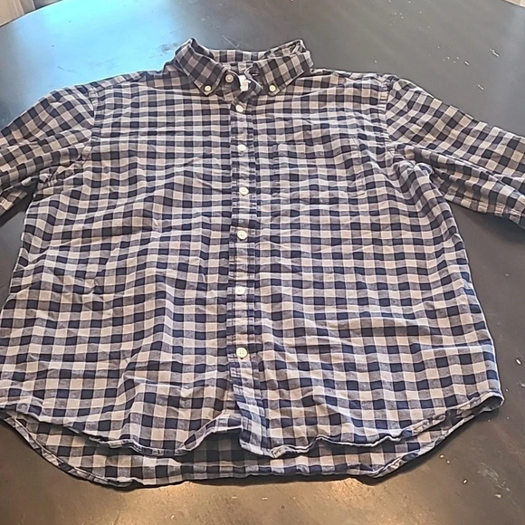 2 Old navy plaid men long sleeved button up shirts size Large collared shirts - Picture 9 of 16